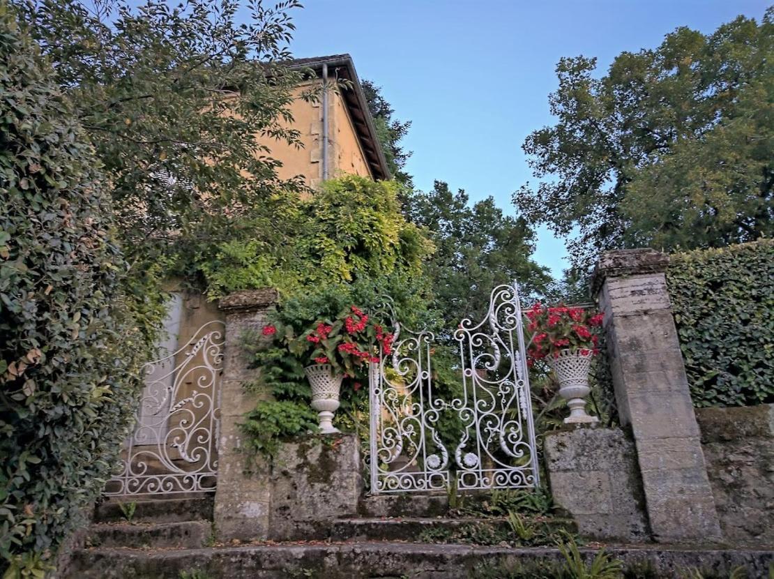 Residence Les Trois Jardins Avec Wifi Et Parking Gratuit Sarlat Extérieur photo